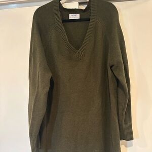 Old Navy Deep Green V-Neck Sweater